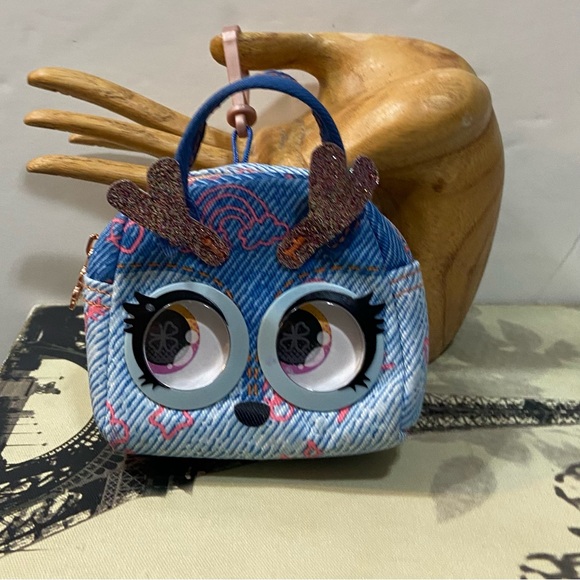 Purse pets blue and pink girl rain deer, coin purse, bag charm. Used. - Picture 8 of 8